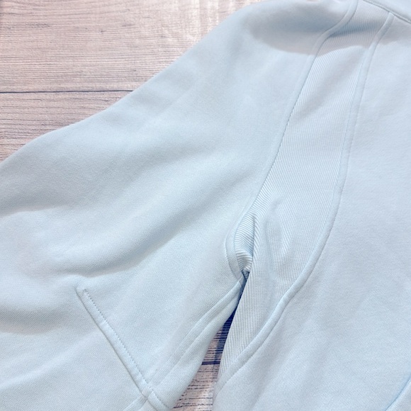 🍋Women’s Lululemon Scuba Oversized Funnel Neck Shirt size M/L🍋 - Picture 5 of 16